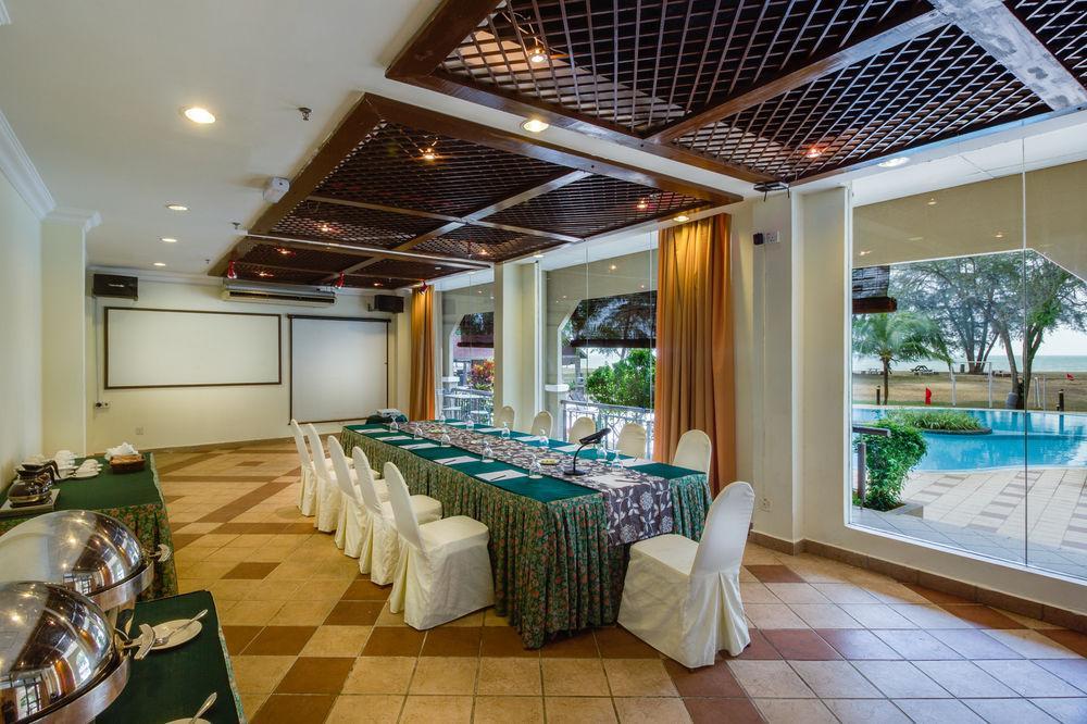 Eastana Cherating Beach Resort Exterior photo